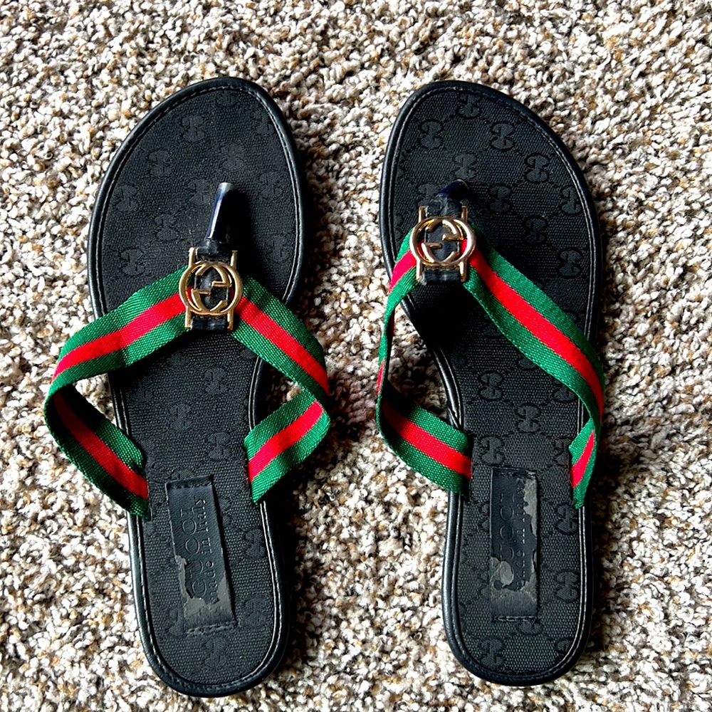 Gucci sandals not authentic